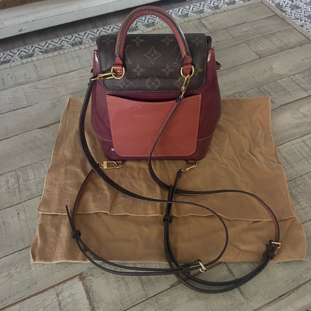 Louis Vuitton Hot Springs Vernis Patent Leather + Monogram Backpack Vieux Rose - Picture 5 of 14